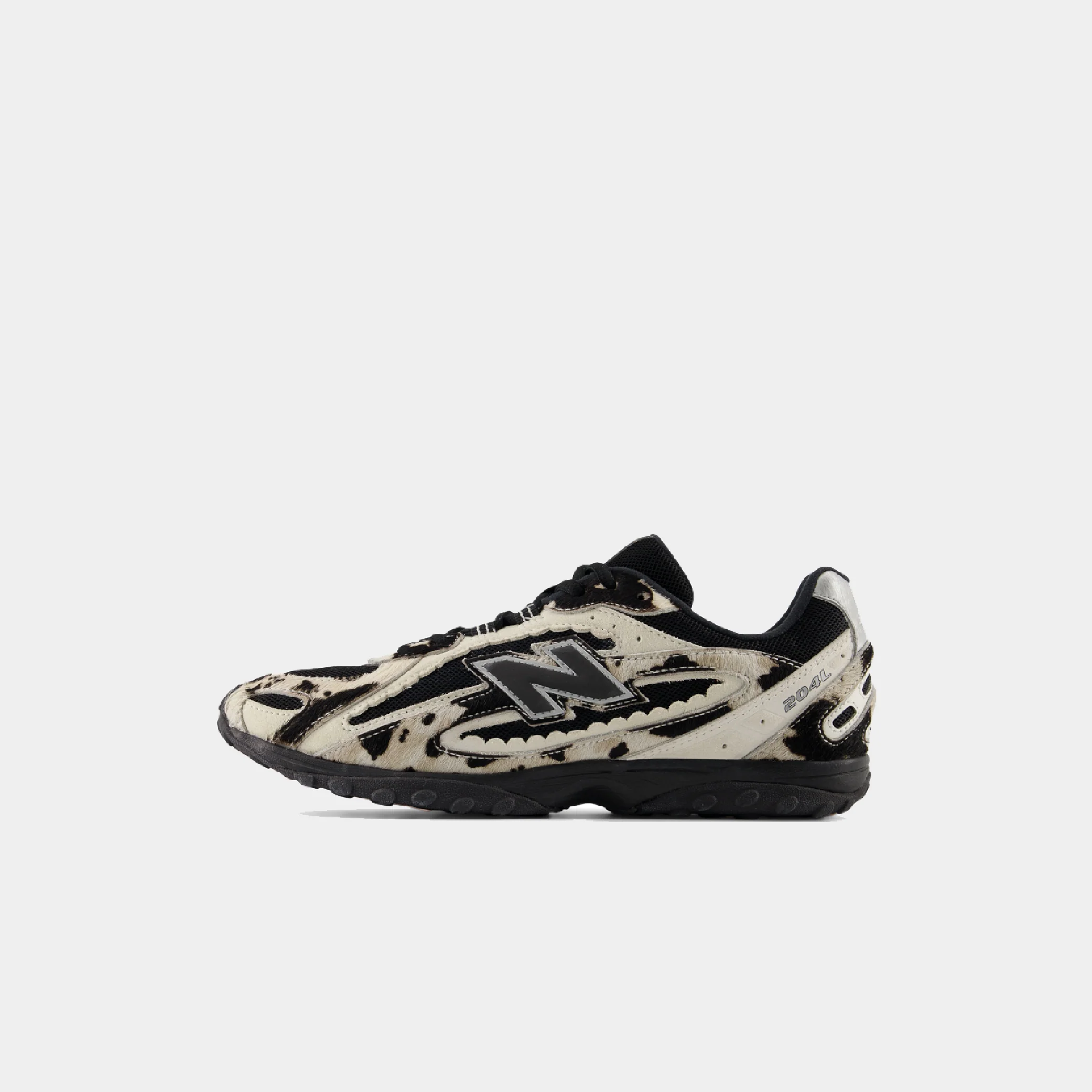 New Balance x atmos Pink 204L "Cow Girl"